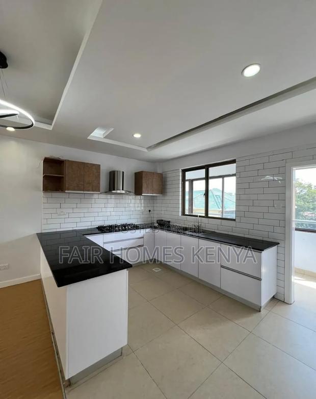 4bdrm Apartment in Hatheru Road, Lavington for sale