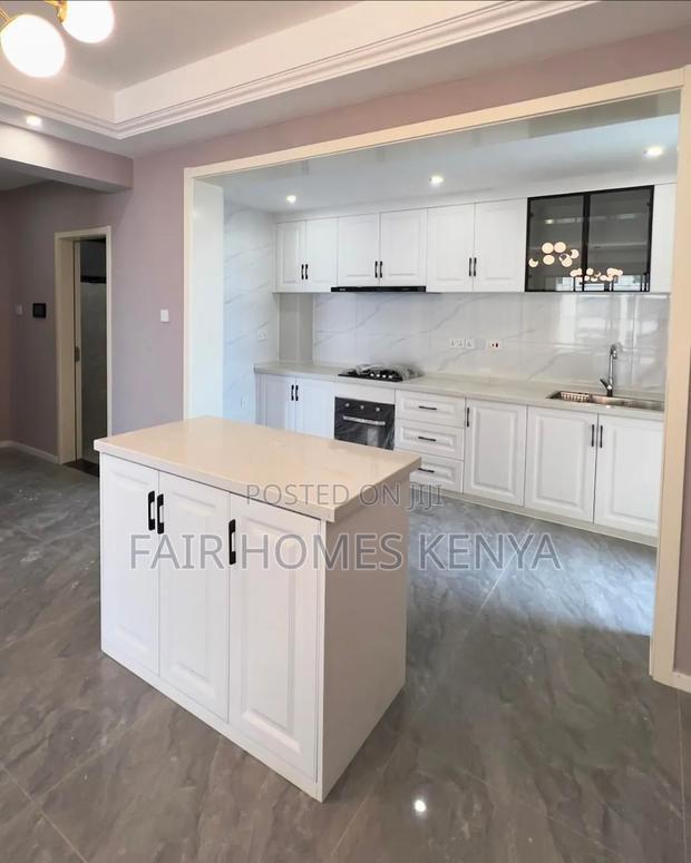 3bdrm Apartment in Lenana Road, Kilimani for rent