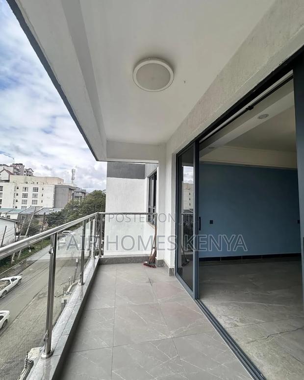3bdrm Apartment in Riara Road, Lavington for rent