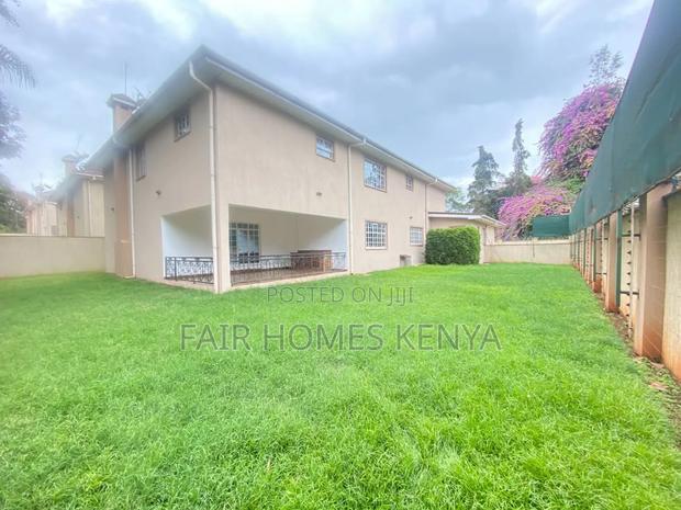 4bdrm Townhouse / Terrace in Maji Mazuri, Lavington for rent