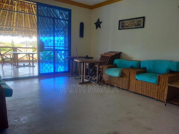 6bdrm House in Nyali Area for sale