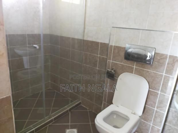 3bdrm Apartment in Kizingo for sale