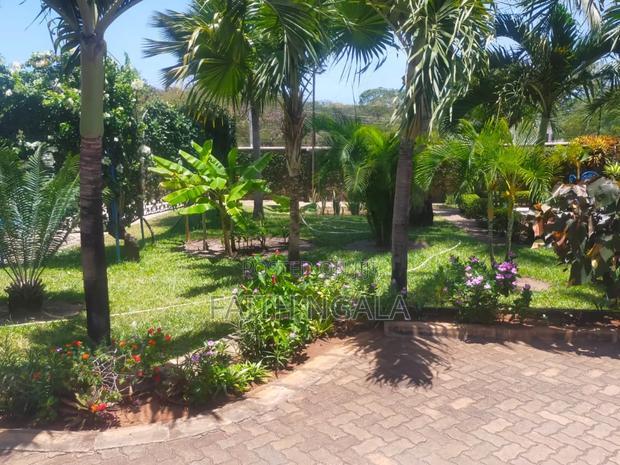 6bdrm House in Nyali Area for sale
