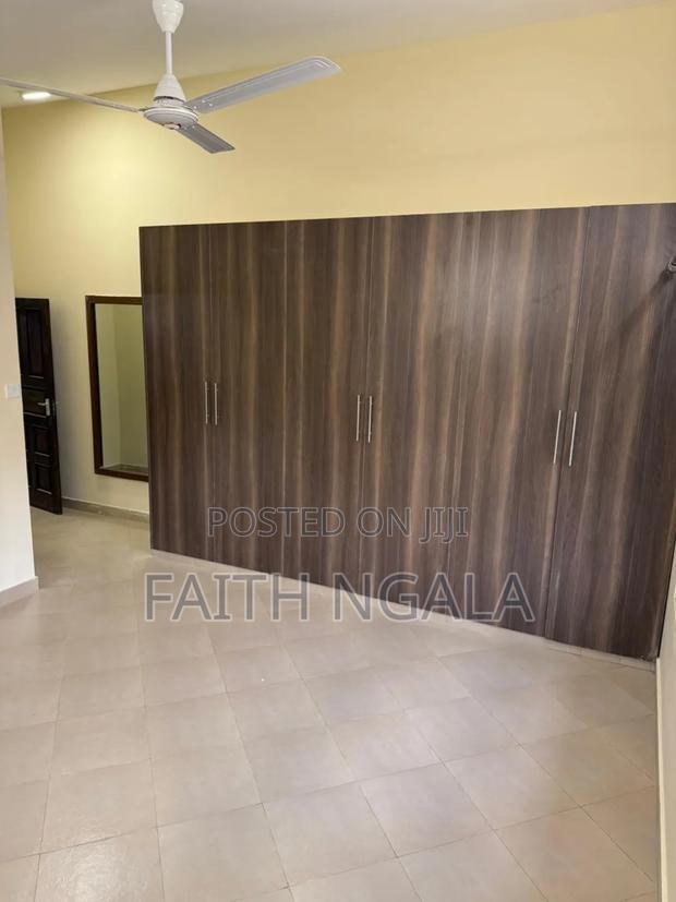 5bdrm Maisonette in Nyali for rent