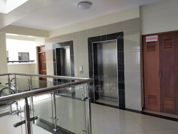 3bdrm Apartment in Kizingo for sale