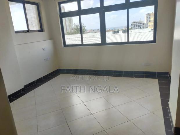 3bdrm Apartment in Kizingo for sale