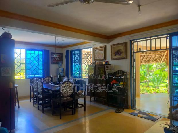 6bdrm House in Nyali Area for sale
