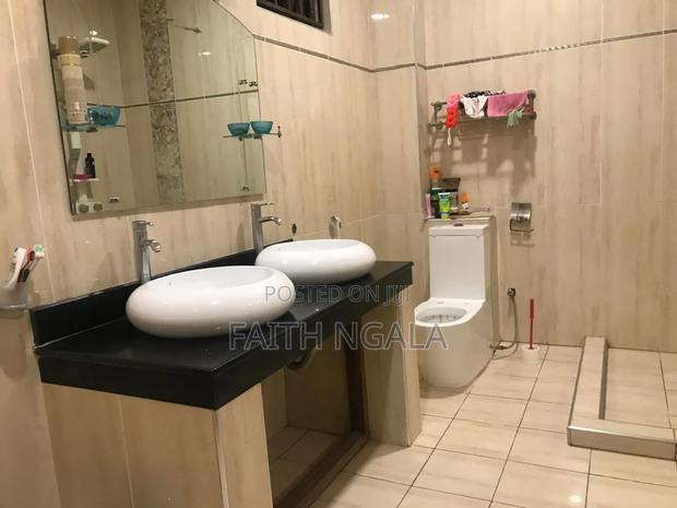 5bdrm Maisonette in Nyali for sale