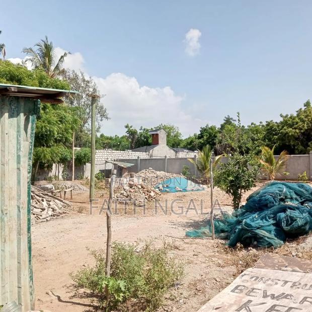 For Sale 1/2acre in Nyali