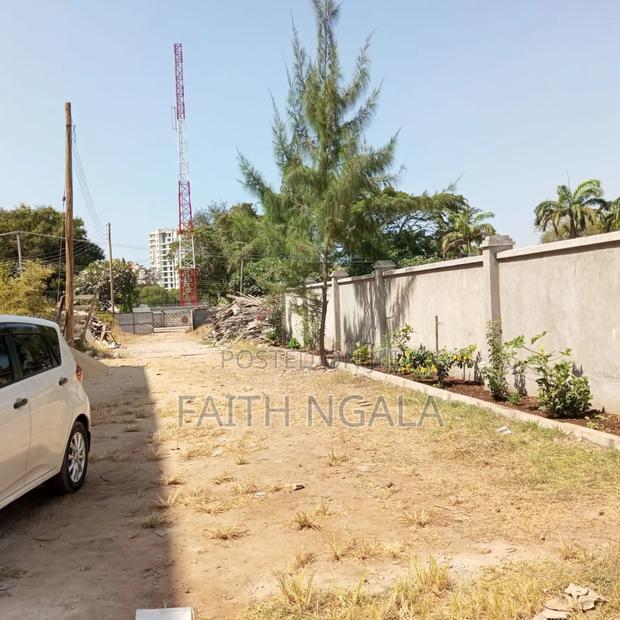 For Sale 1/2acre in Nyali