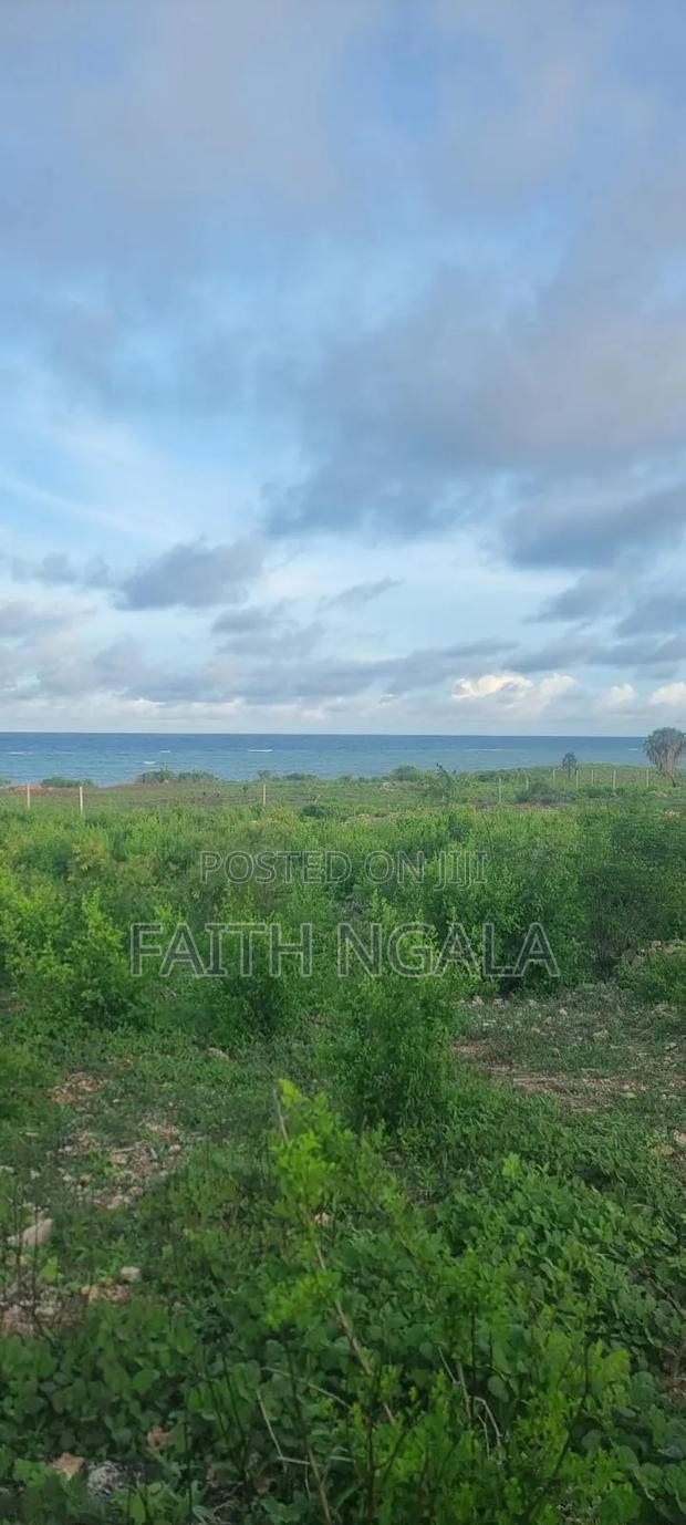 For Sale 4acres on 2nd Row From the Beach Kikambala