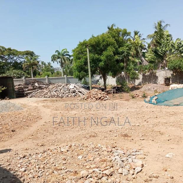 For Sale 1/2acre in Nyali