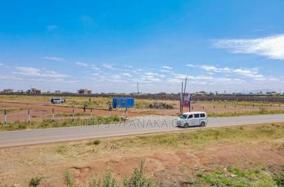 Commercial Plots Touching the Tarmac