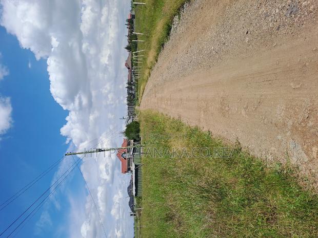 Plots in a Gated Community in Katani 2.3M Ww^