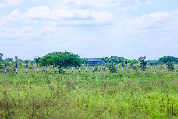 Gikumari Plots