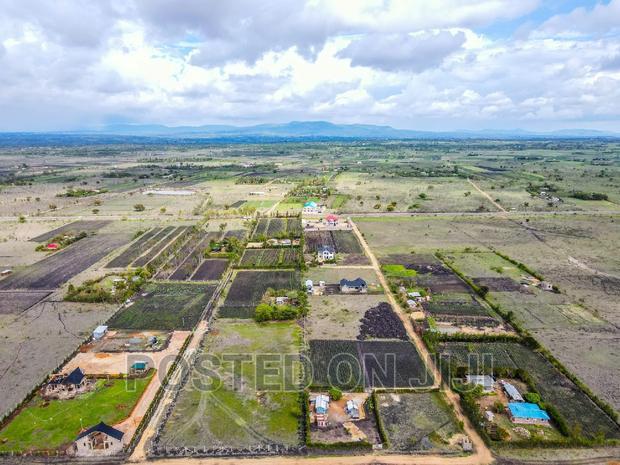 Prime Plots in Kantafu.