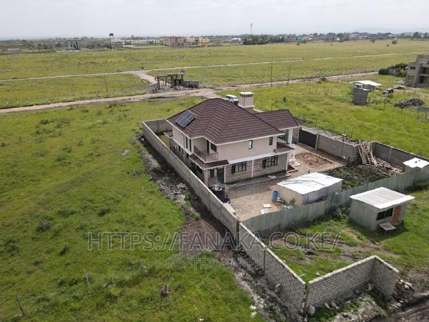 Katani Plots in a Gated Community at 3.2M WM^