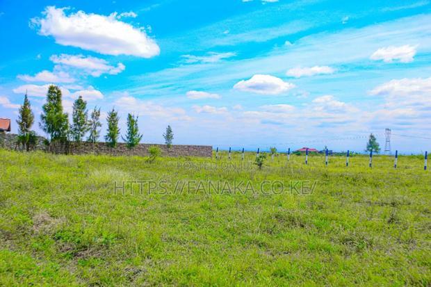 Gikumari Plots