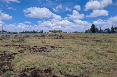 Plots Touching Main Road in Katani Ww