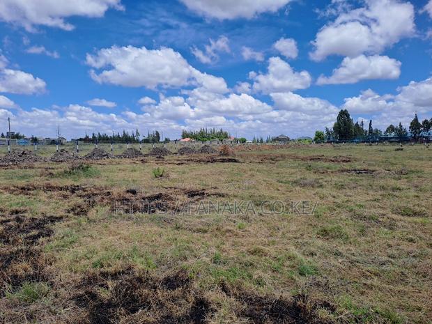 Plots Touching Main Road in Katani Ww