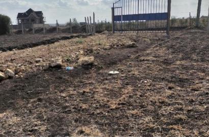 1/8 Acre Serviced Plots in Kamulu.