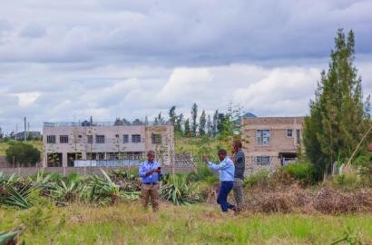 Genuine Katani Plots Near Tarmac Ww^