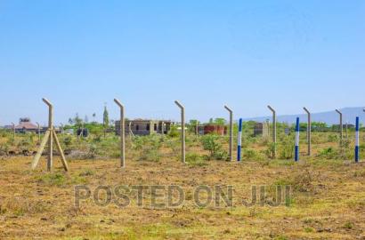 Residential Plots in Kamakis^ CM