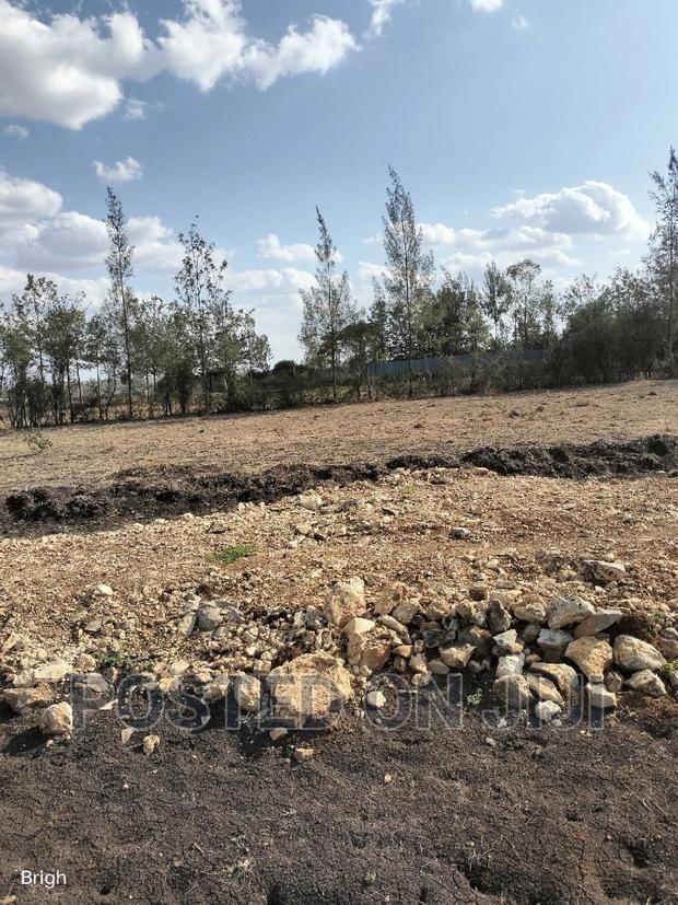 1/8 Acre Serviced Plots in Kamulu.