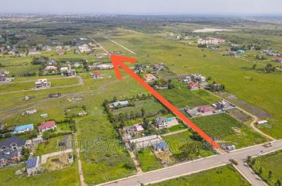 Katani Plots, 100 Meters From Tarmac Ww^