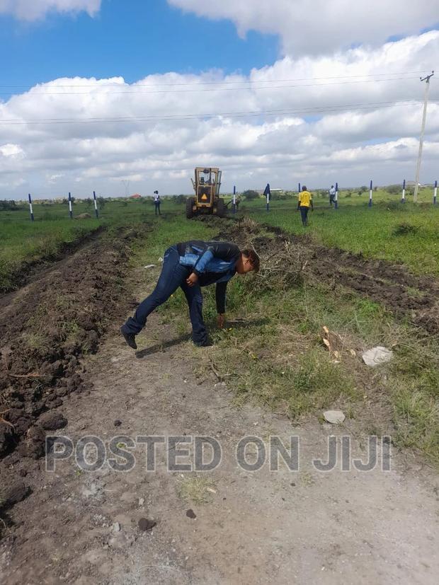 Plots for Sale in Kamakis(Gikumari Area)