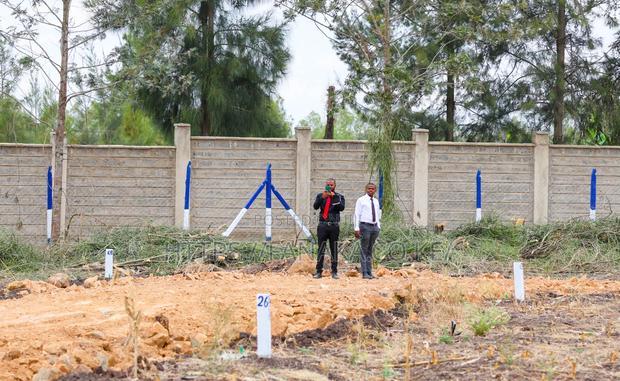 Plots for Sale in Kamulu -Sw