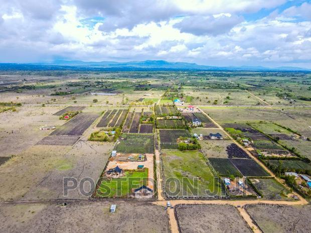 Exclusive Plots in Koma