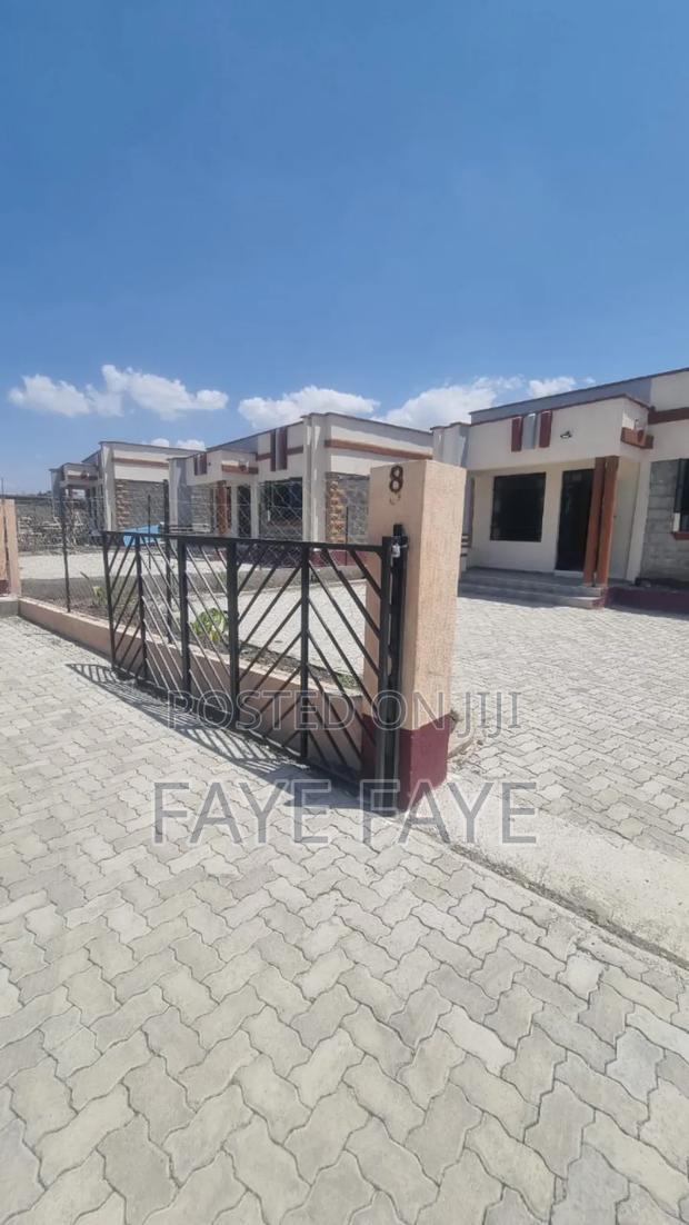 3bdrm Bungalow in Acacia Estate, Kitengela for sale