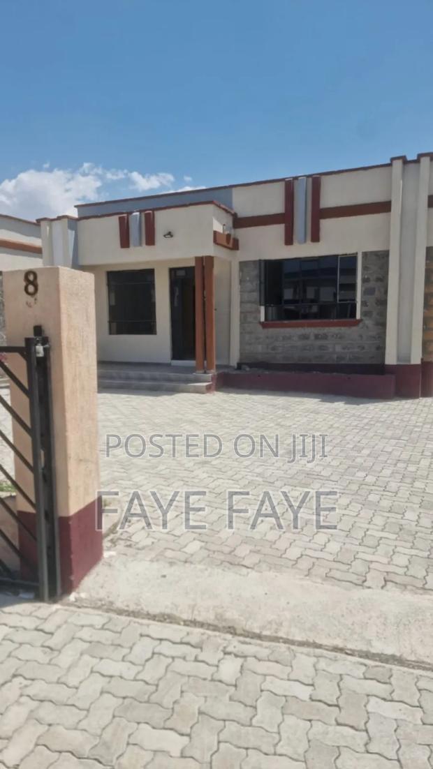 3bdrm Bungalow in Acacia Estate, Kitengela for sale