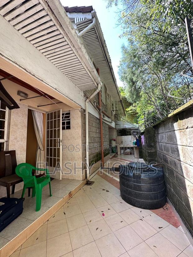 4bdrm House in Lavington, Maziwa for sale