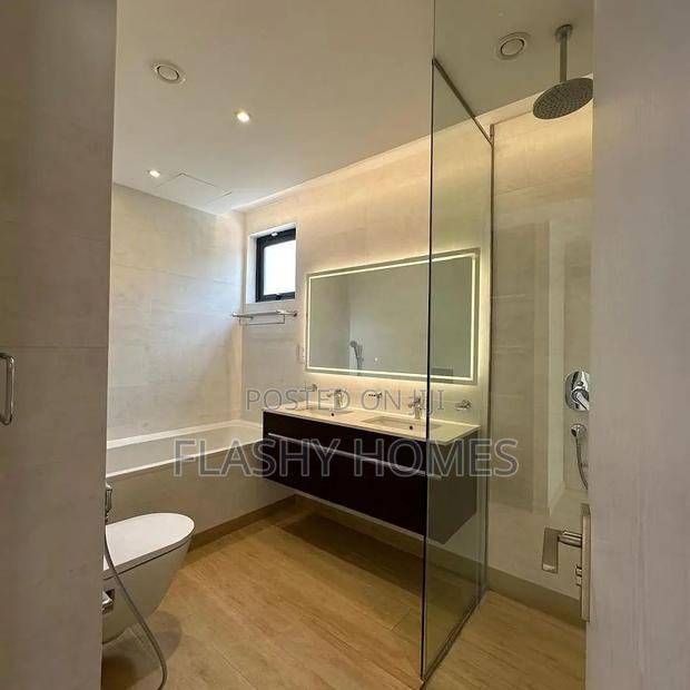 5bdrm Villa in Kyuna Estate for sale