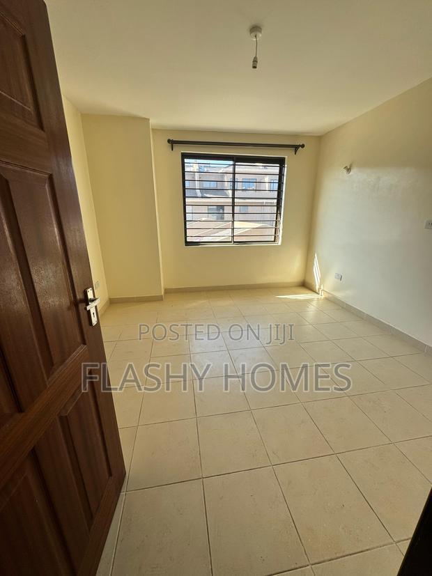 5bdrm Apartment in Syokimau, Gateway Mall Area for sale