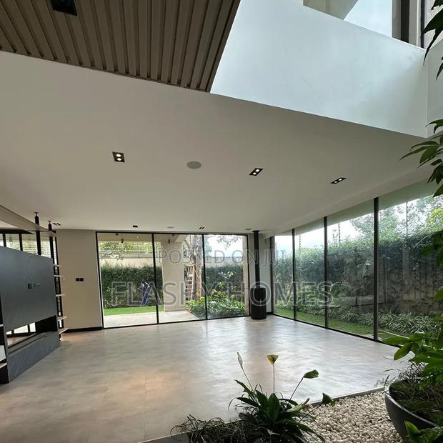 5bdrm Villa in Westlands, Kyuna Estate for sale
