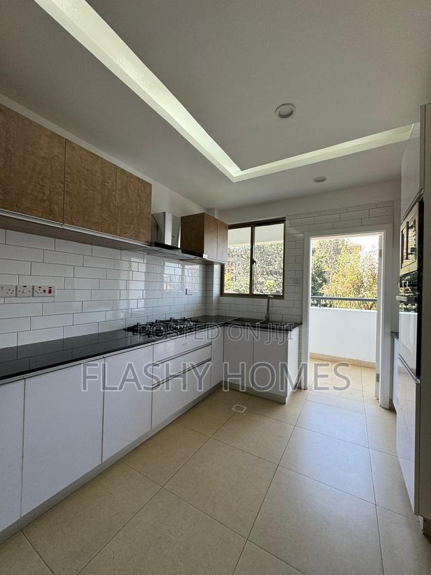 3bdrm Apartment in Lavington for sale