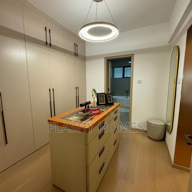 5bdrm Apartment in Hurlingham for sale