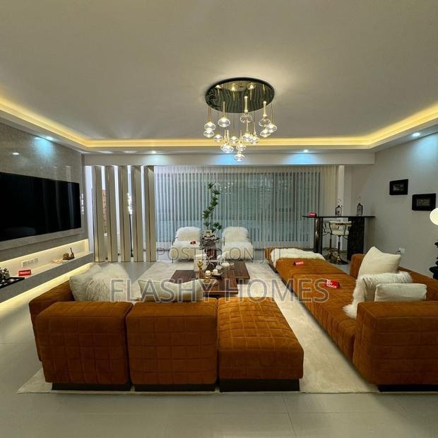 5bdrm Apartment in Hurlingham for sale
