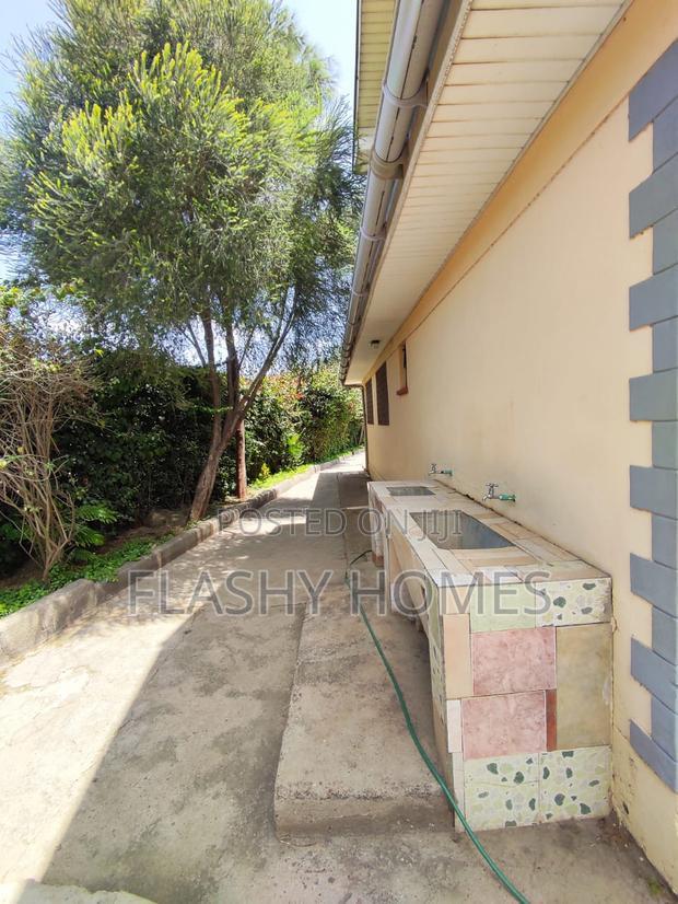 5bdrm Townhouse/Terrace in Syokimau, Katani for sale