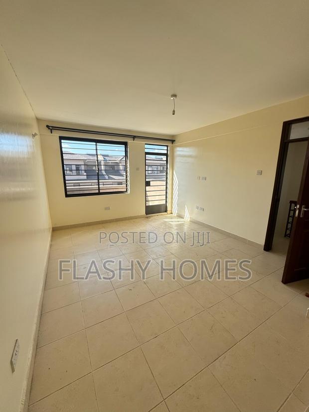 5bdrm Apartment in Syokimau, Gateway Mall Area for sale
