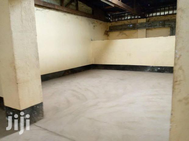 Warehouse to Let
