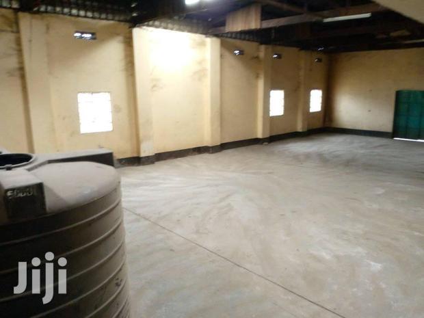Warehouse to Let