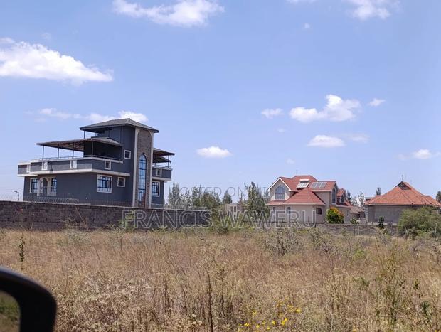Residential Plot in Tivartton Estate,Kamakis Bypass at 2.6m.