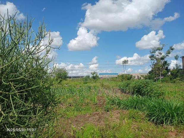 Commercial/Industrial 3/4 Acre Plot in Thika,Near Broadway.