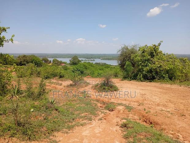6 Acres at KSH 1.3M Each,In Mananja, Kenol-Makutano Highway.