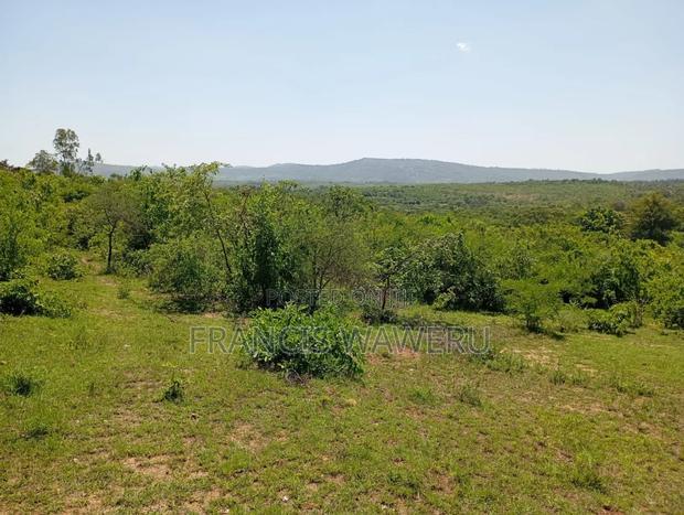 6 Acres at KSH 1.3M Each,In Mananja, Kenol-Makutano Highway.