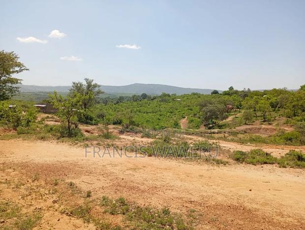 6 Acres at KSH 1.3M Each,In Mananja, Kenol-Makutano Highway.